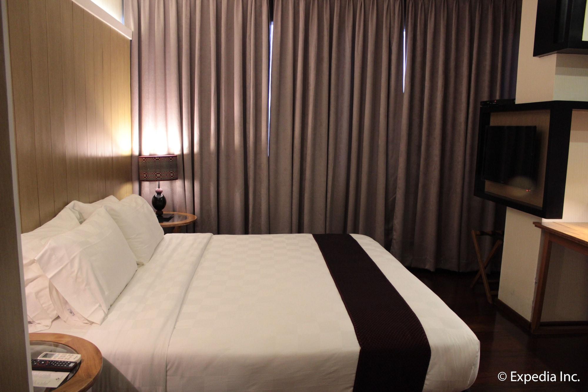 One Vittoria Hotel Vigan Extérieur photo