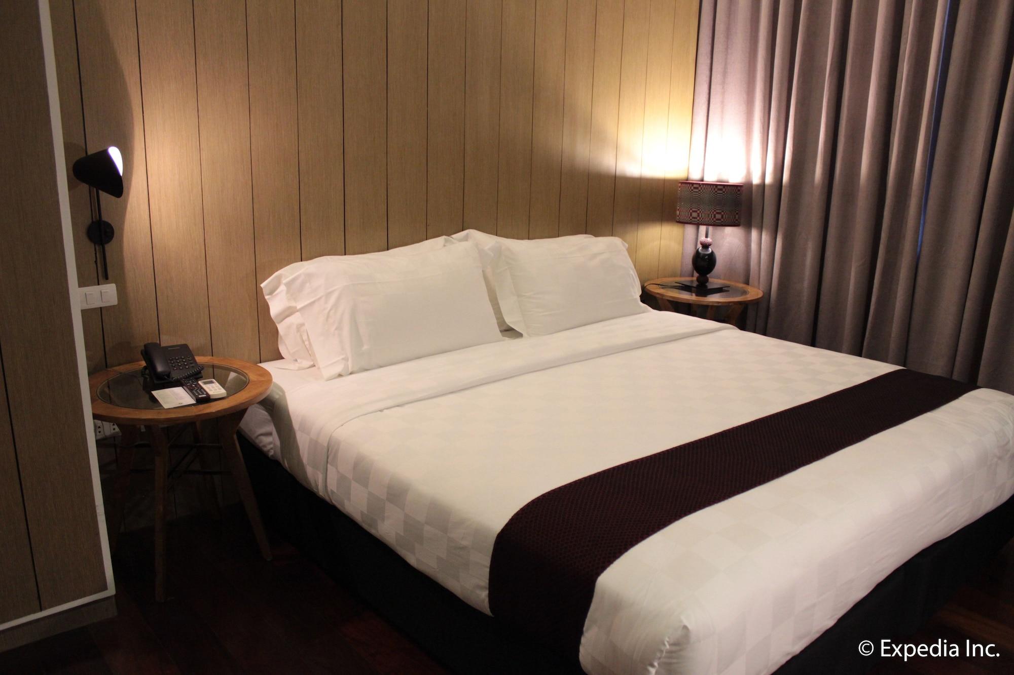 One Vittoria Hotel Vigan Extérieur photo