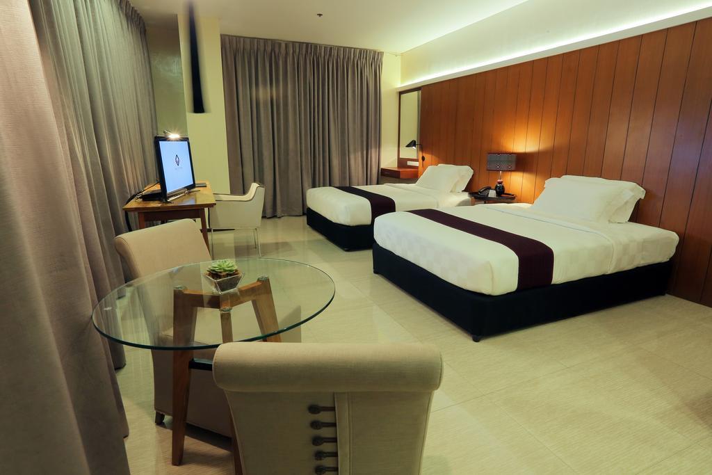 One Vittoria Hotel Vigan Chambre photo